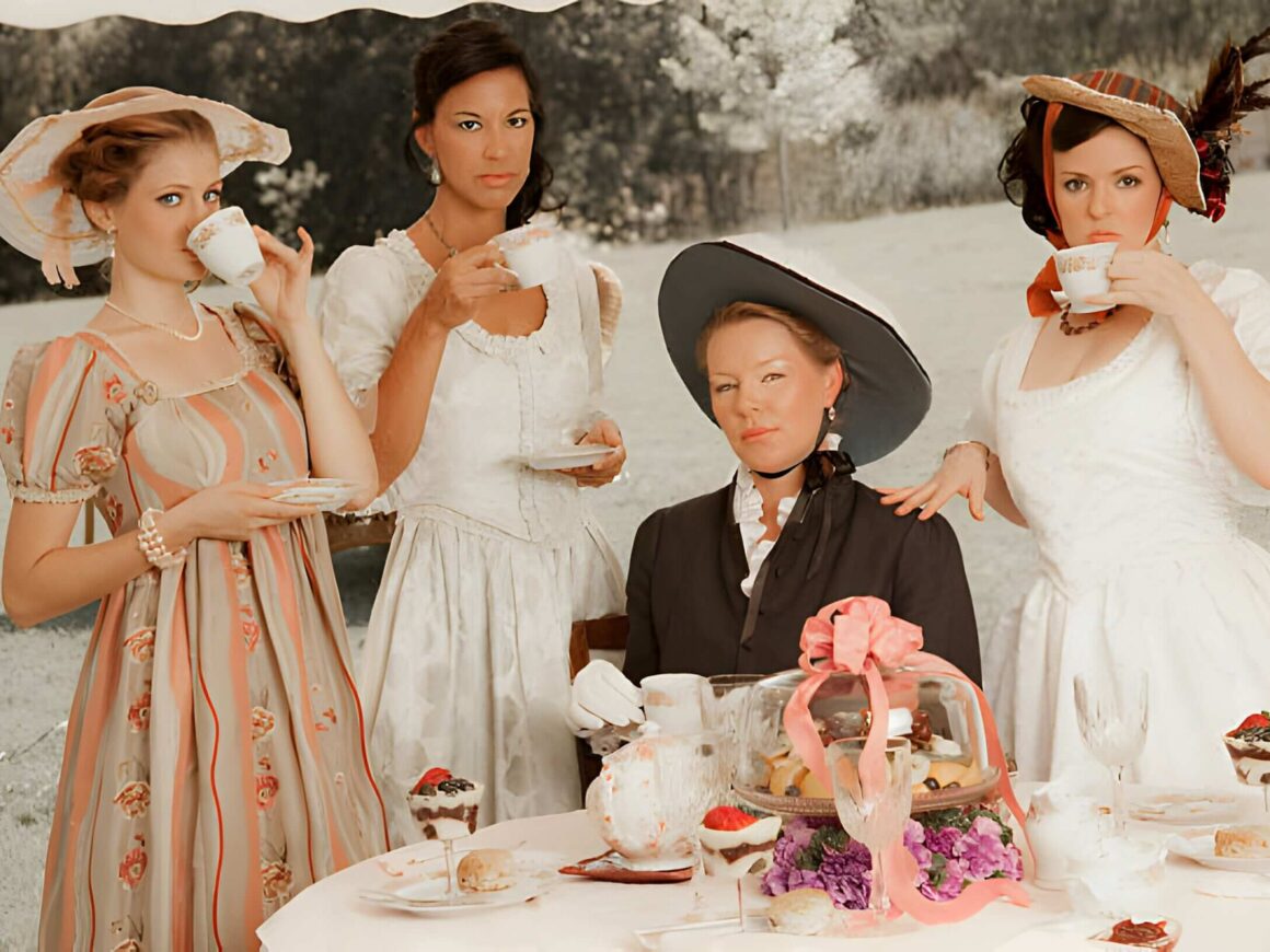 Afternoon tea party dress code